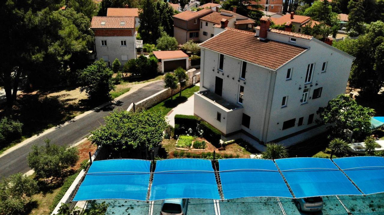 Predivan Novouredeni Apartman U Blizini Mora Баньоле Екстер'єр фото